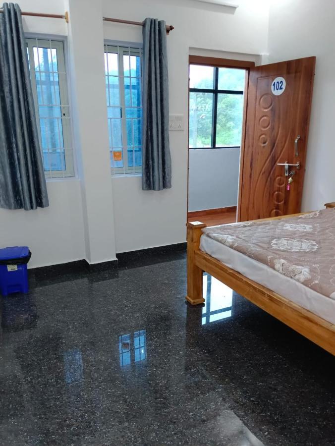ホテル Ss Residency Māranhalli エクステリア 写真